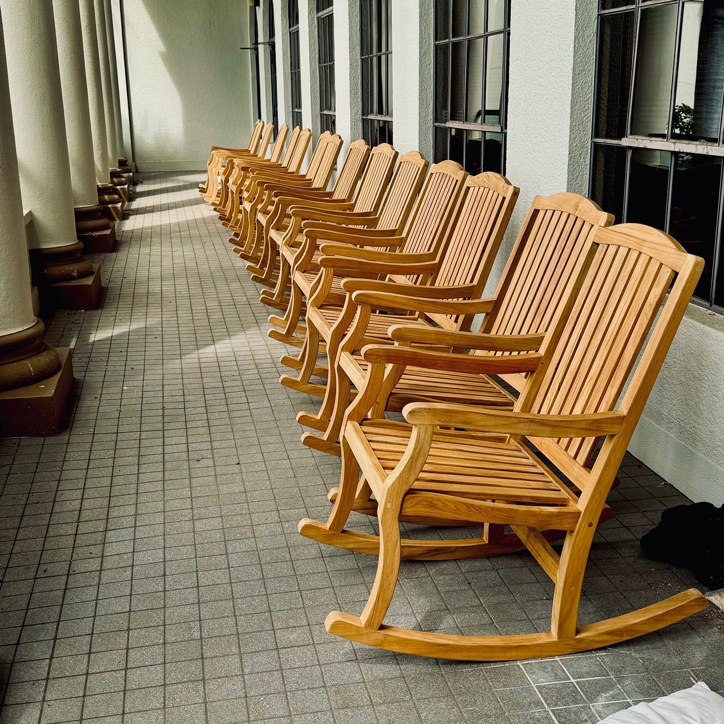 HLAC3119 - Fauteuil à bascule Pacifica