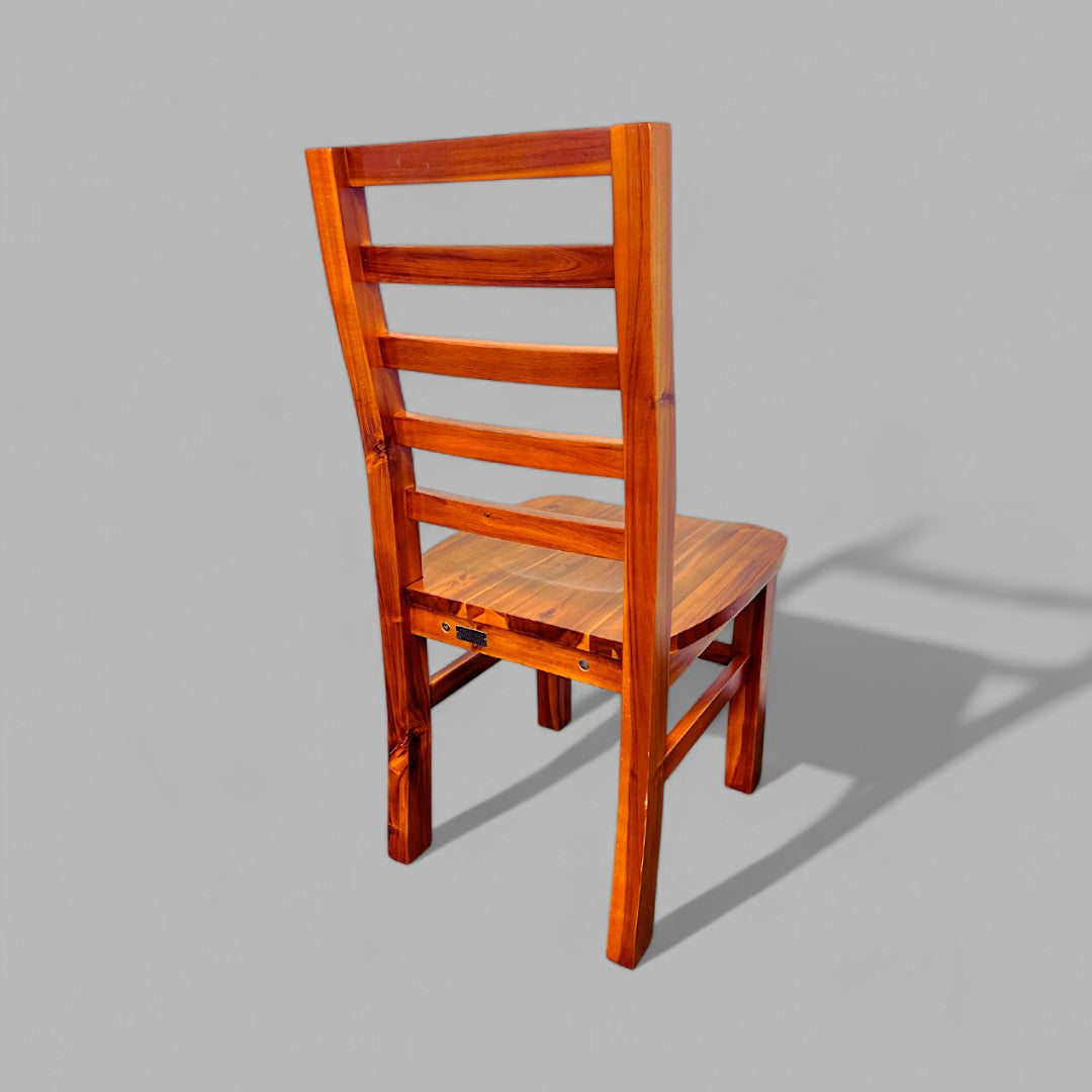 C021 - Chaise de salle à manger Haleiwa