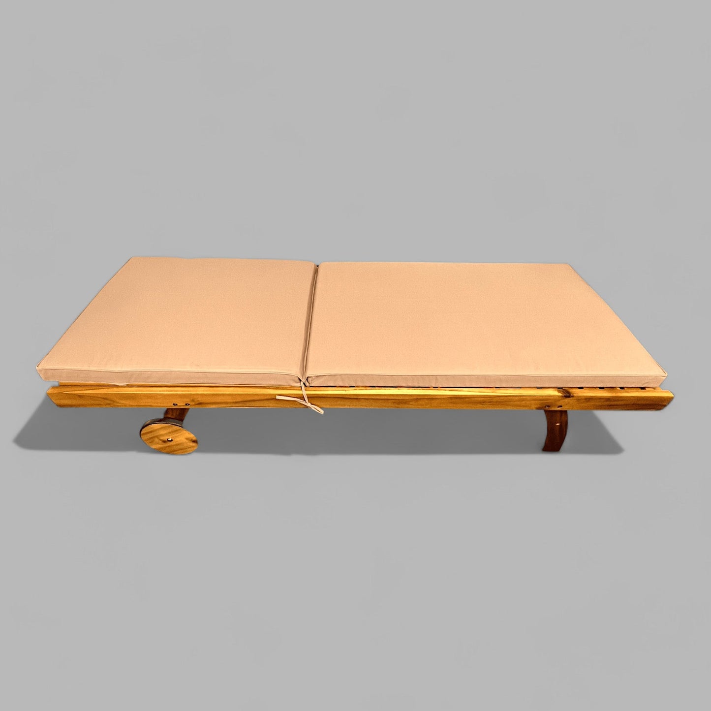 L2203 - Chaise longue de piscine