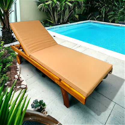 L2203 - Chaise longue de piscine