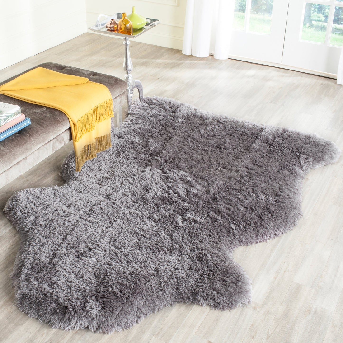 SAFAVIEH Tapis extra épais fait main Vukosava Shag Guenevere 3 pouces