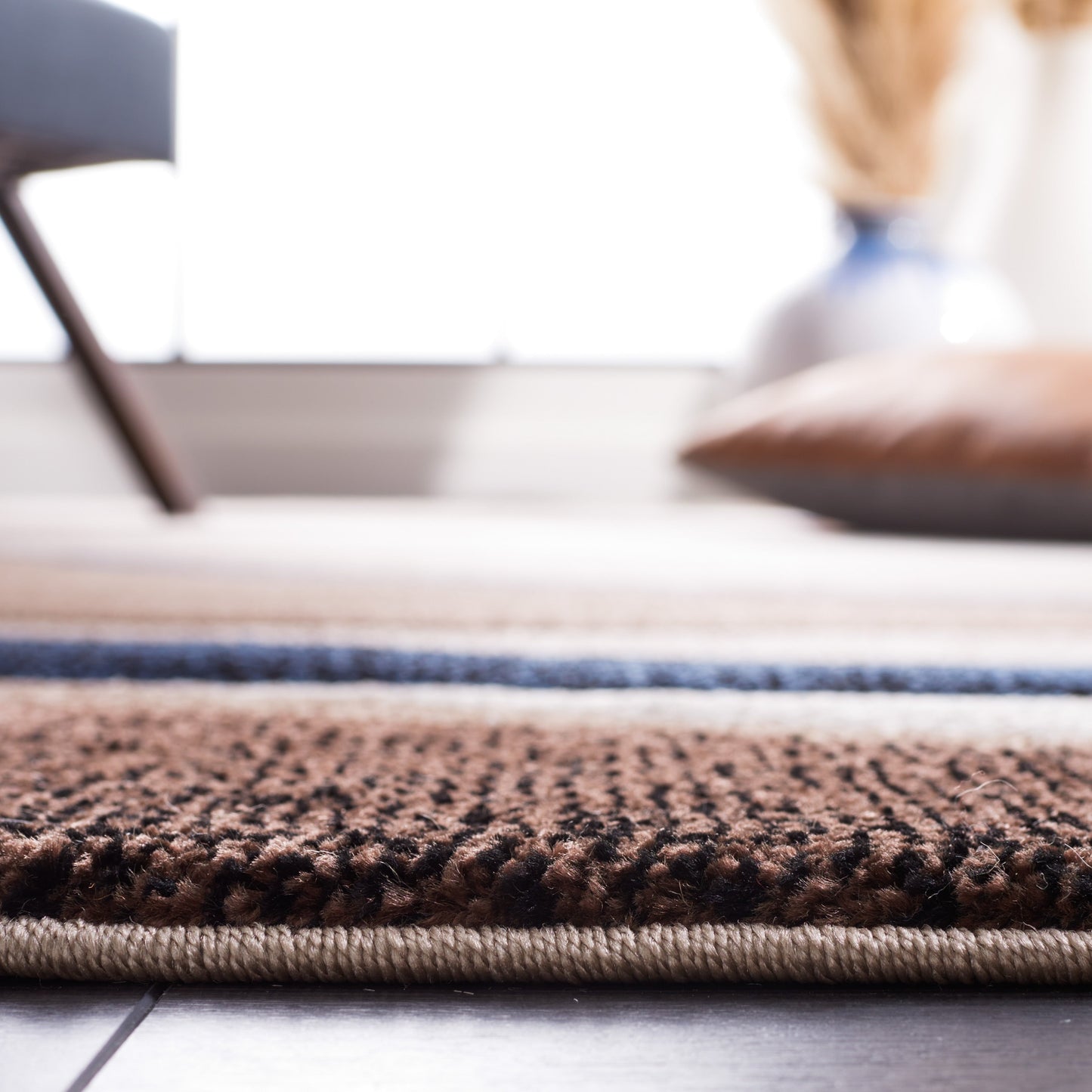 Tapis abstrait moderne du milieu du siècle SAFAVIEH Hollywood Zohreh