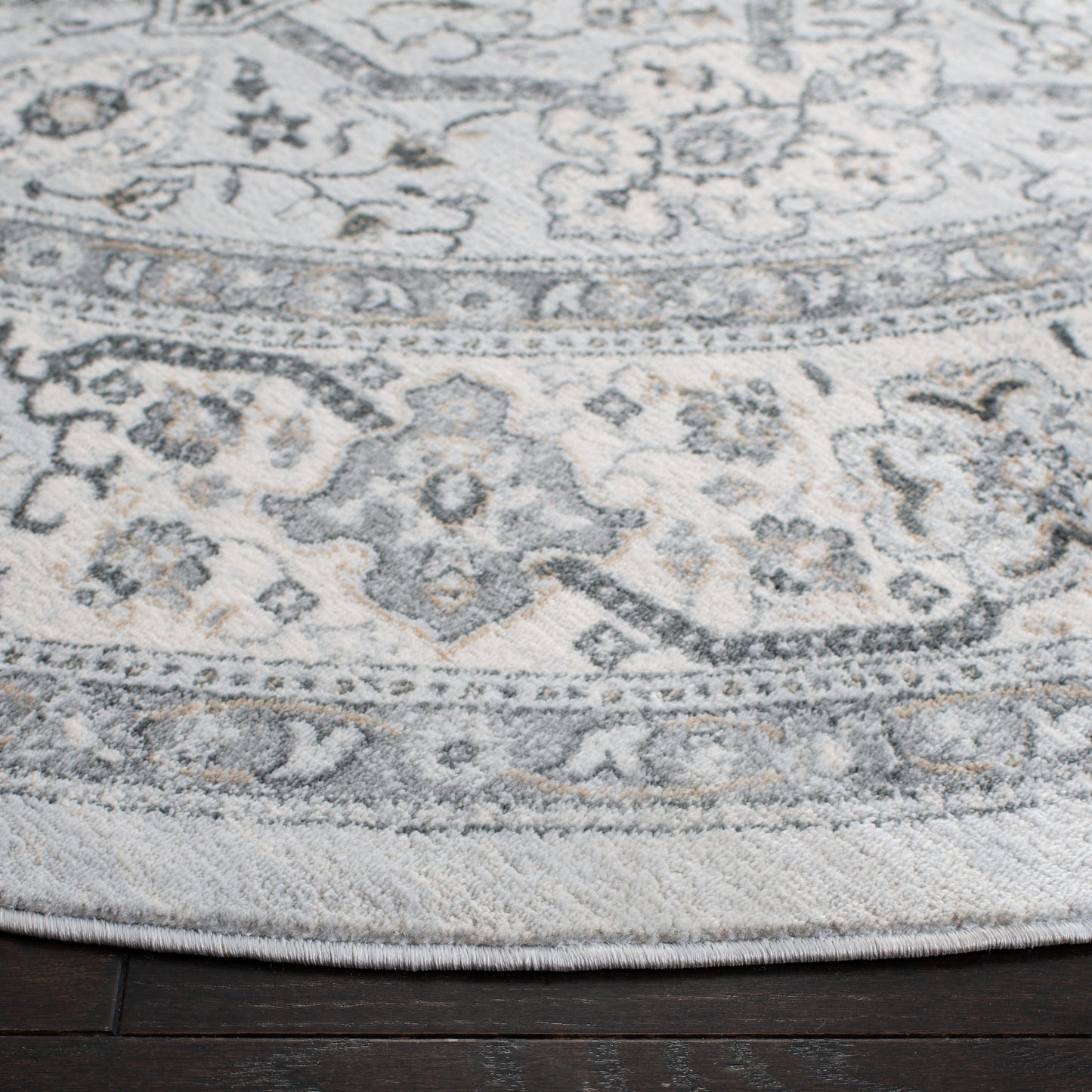 Tapis oriental traditionnel SAFAVIEH Isabella Roxann