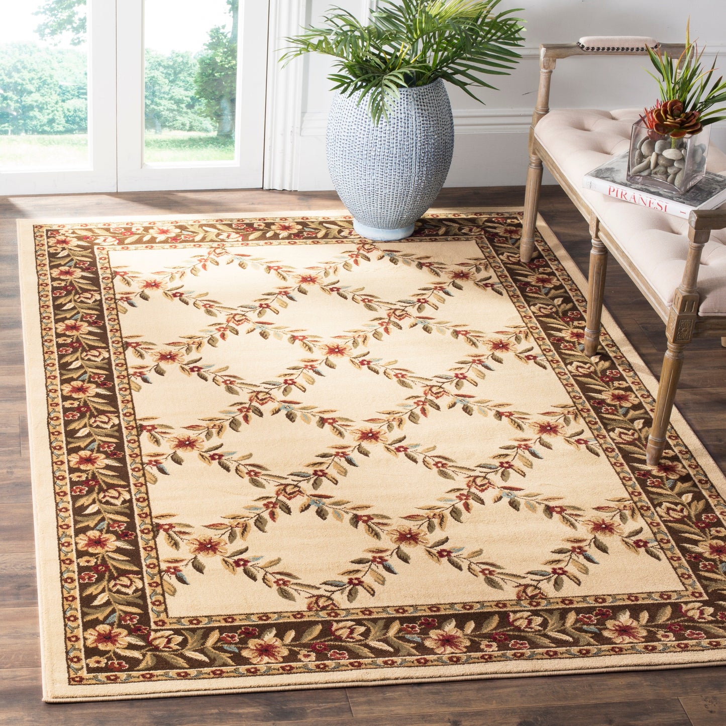 Tapis oriental traditionnel à treillis SAFAVIEH Lyndhurst Arenda