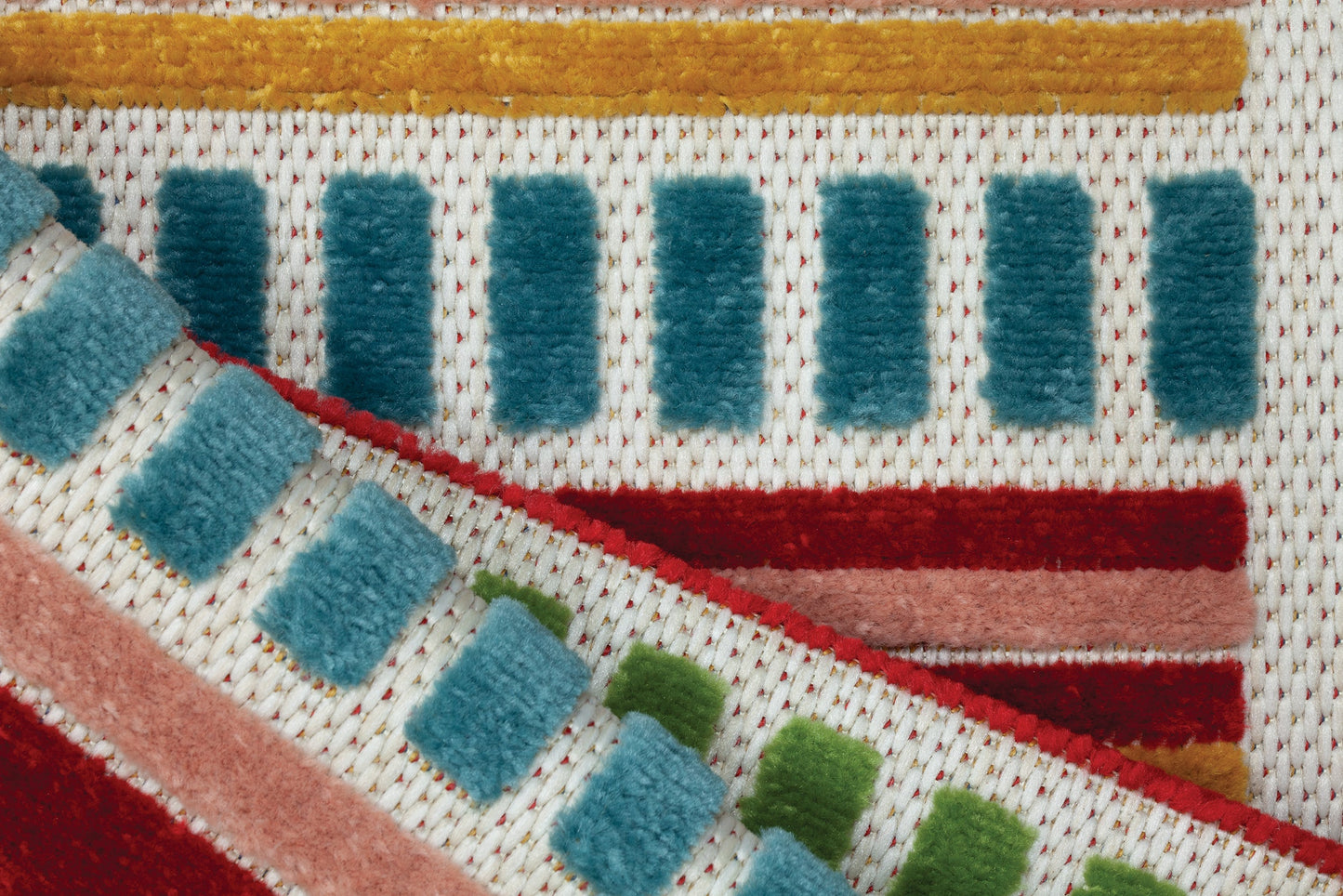 Collection de tapis dorés