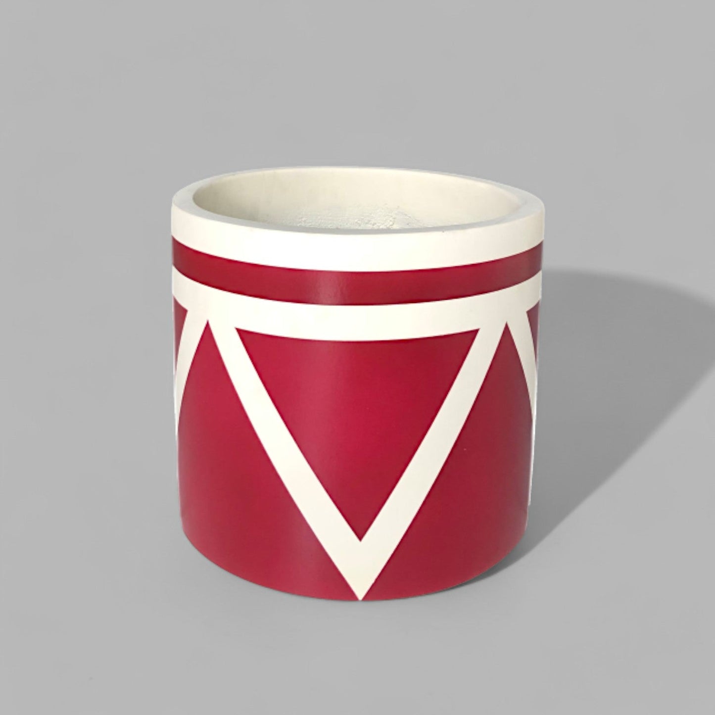 VT52CD - JARDINIER EN MOUSSE LITE PEINTE ET BÉTON